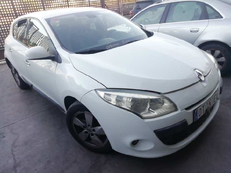 RENAULT MEGANE III BERLINA 5 P