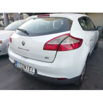 renault megane iii berlina 5 p del año 2009
