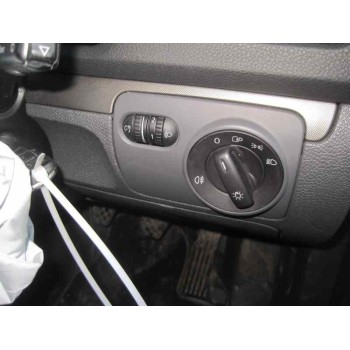 volkswagen golf v berlina (1k1) del año 2008