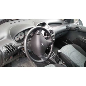 peugeot 206 berlina del año 2003