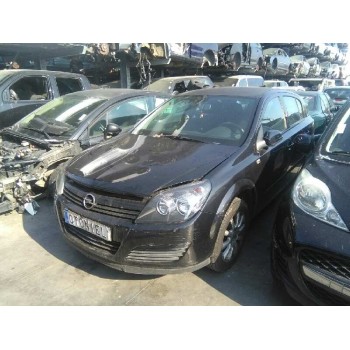 opel astra h berlina del año 2004