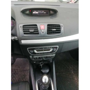 renault megane iii berlina 5 p del año 2009