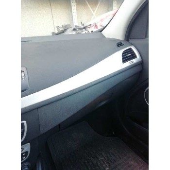 renault megane iii berlina 5 p del año 2009