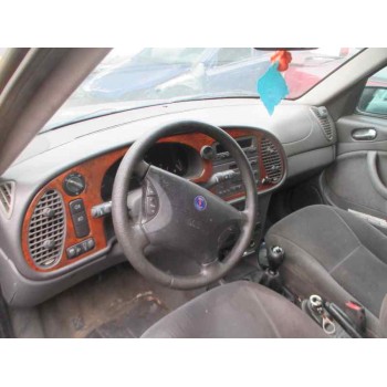 saab 9-3 berlina del año 1999