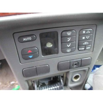 saab 9-3 berlina del año 1999