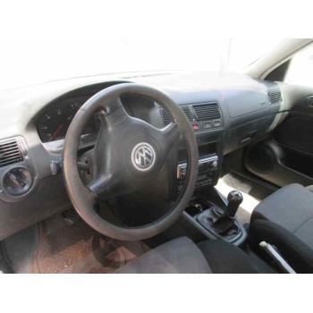 volkswagen golf iv berlina (1j1) del año 2001