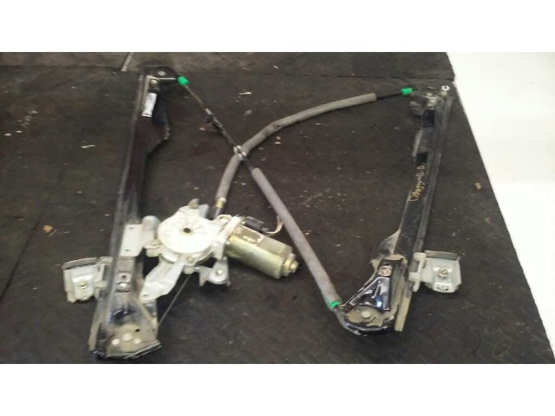 Recambio de elevalunas delantero derecho para ford focus berlina (cak) ghia referencia OEM IAM  ELECTRICO 2 PINS