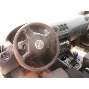 volkswagen golf iv berlina (1j1) del año 2001