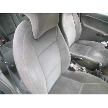 saab 9-3 berlina del año 1999