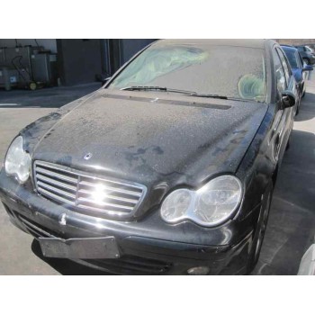 mercedes-benz clase c (w203) berlina del año 2000