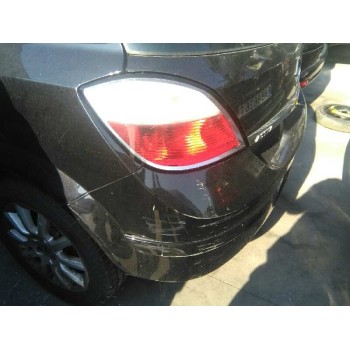 opel astra h berlina del año 2004