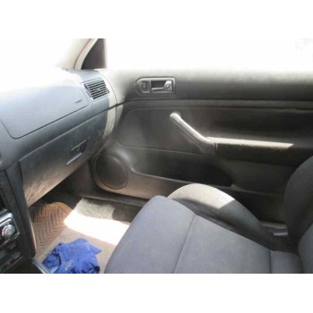 volkswagen golf iv berlina (1j1) del año 2001