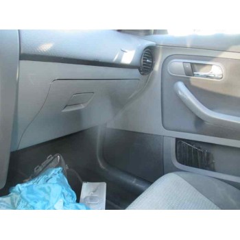 seat ibiza (6l1) del año 2008