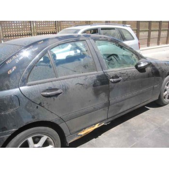 mercedes-benz clase c (w203) berlina del año 2000