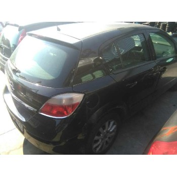 opel astra h berlina del año 2004