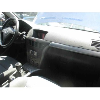 opel astra h berlina del año 2005