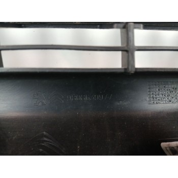 Recambio de paragolpes delantero para peugeot expert autobús (v_) 1.5 bluehdi 100 referencia OEM IAM 9808639977  