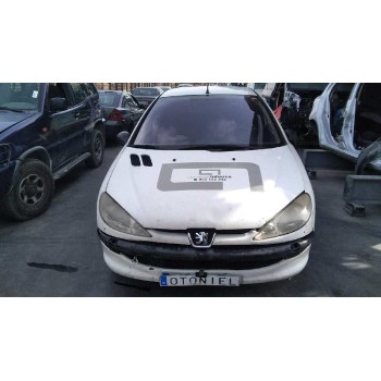 peugeot 206 berlina del año 2003