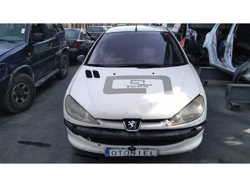 PEUGEOT 206 BERLINA