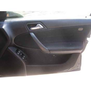 mercedes-benz clase c (w203) berlina del año 2000