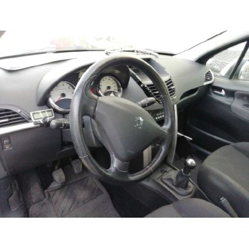 peugeot 207 del año 2007