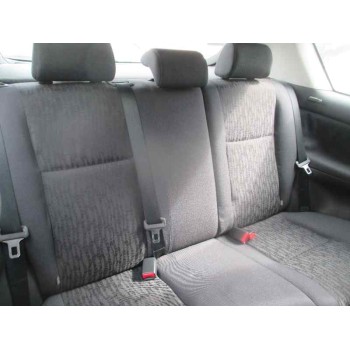 toyota corolla (e12) del año 2004