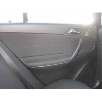 mercedes-benz clase c (w203) berlina del año 2000