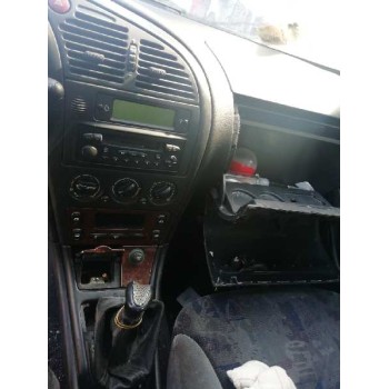 citroën xsara berlina del año 2001