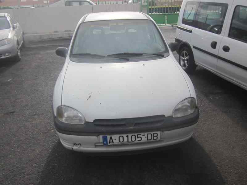 opel corsa b del año 1996