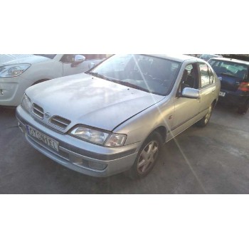 nissan primera berlina (p11) del año 1999