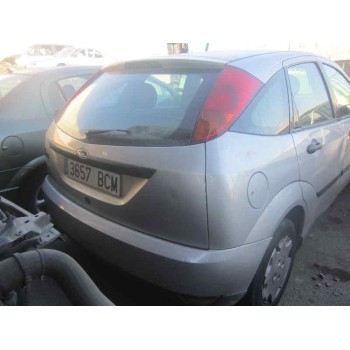 ford focus berlina (cak) del año 2000