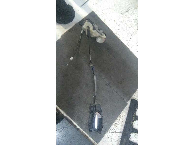 Recambio de cerradura puerta delantera izquierda para peugeot 208 active referencia OEM IAM S/R  5P 6 PINS