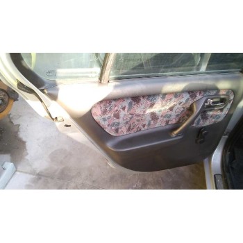 nissan primera berlina (p11) del año 1999