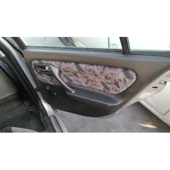 nissan primera berlina (p11) del año 1999