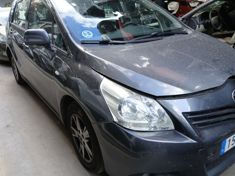 toyota verso (_r2_) del año 2010