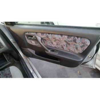 nissan primera berlina (p11) del año 1999