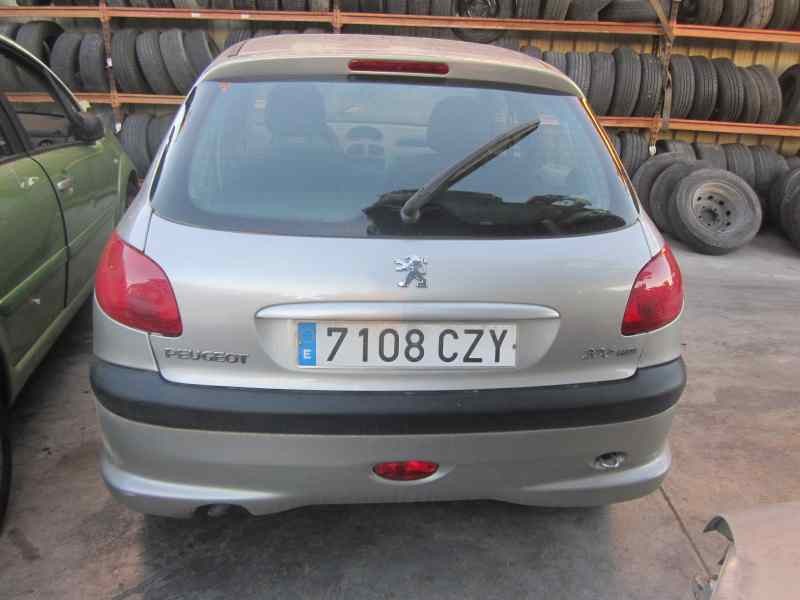 peugeot 206 berlina del año 2004