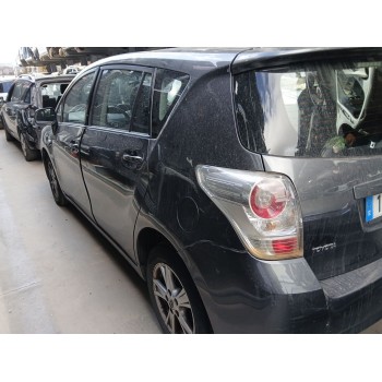 toyota verso (_r2_) del año 2010