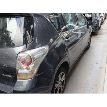 toyota verso (_r2_) del año 2010