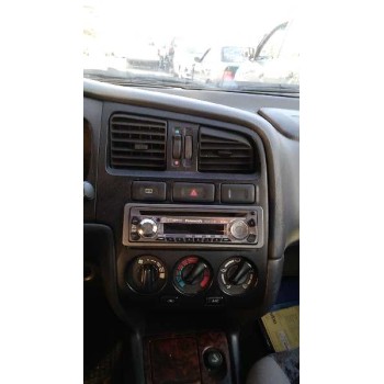 nissan primera berlina (p11) del año 1999