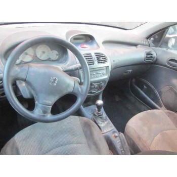 peugeot 206 berlina del año 2004