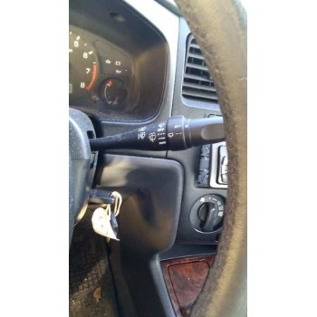 nissan primera berlina (p11) del año 1999