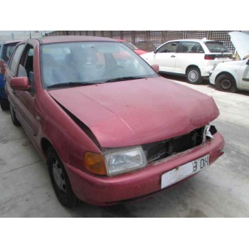 VOLKSWAGEN POLO BERLINA (6N1)