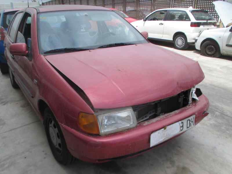 volkswagen polo berlina (6n1) del año 1997