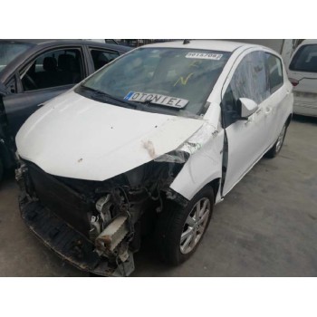 toyota yaris del año 2014