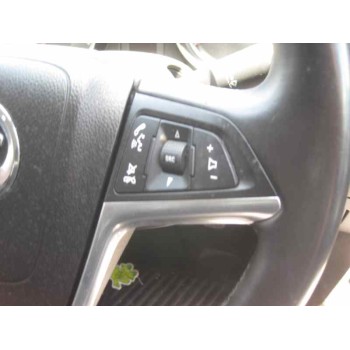 opel insignia berlina del año 2008