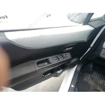 toyota yaris del año 2014