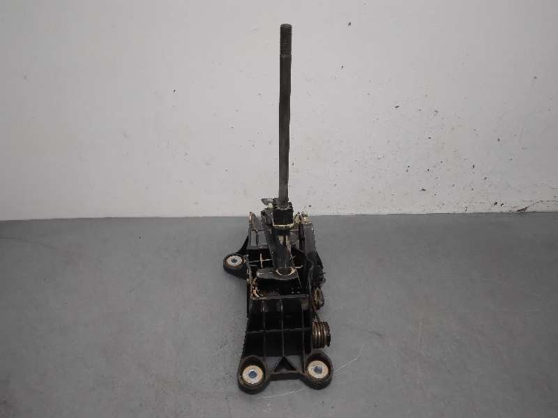 Recambio de palanca cambio para ford fiesta (cb1) ghia referencia OEM IAM 8A8R7C453  