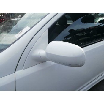 opel corsa c del año 2002