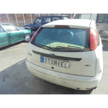 ford focus berlina (cak) del año 2004